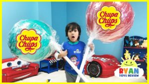 World’s Largest Giant Chupa Chups Lollipops Magic Transform Candy! Kids Pretend Playtime F ...