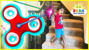 GIANT FIDGET SPINNER Chase and Hide N Seek Kids Pretend Playtime Family Fun Prank