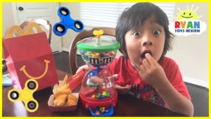 Bad kids Hypnotize Mommy with M&M candy, Fidget Spinners & McDonald’s Happy Meal t ...