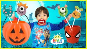 Halloween Pumpkin Kids Carnival Games + Bad Kids Johny Johny yes Papa Nursery Rhymes Learn Colors