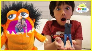 Kid shrinks Mommy and Daddy with Nerf toys! Family Fun Kids Pretend Playtime chase