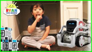 Hide and Seek with Real life Robot Cozmo! Family Fun Kids Playtime with Ryan ToysReview