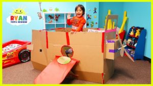 Airplane Box Fort Challenge Pretend Play with Ryan ToysReview