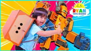 Nintendo Labo Build and Control Your Own Giant Robot with Cardboard!!!