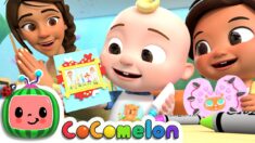 Valentine’s Day Song | CoComelon Nursery Rhymes & Kids Songs